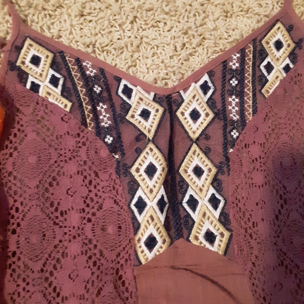 Gimmick Tank Tops - Picture 7 of 9